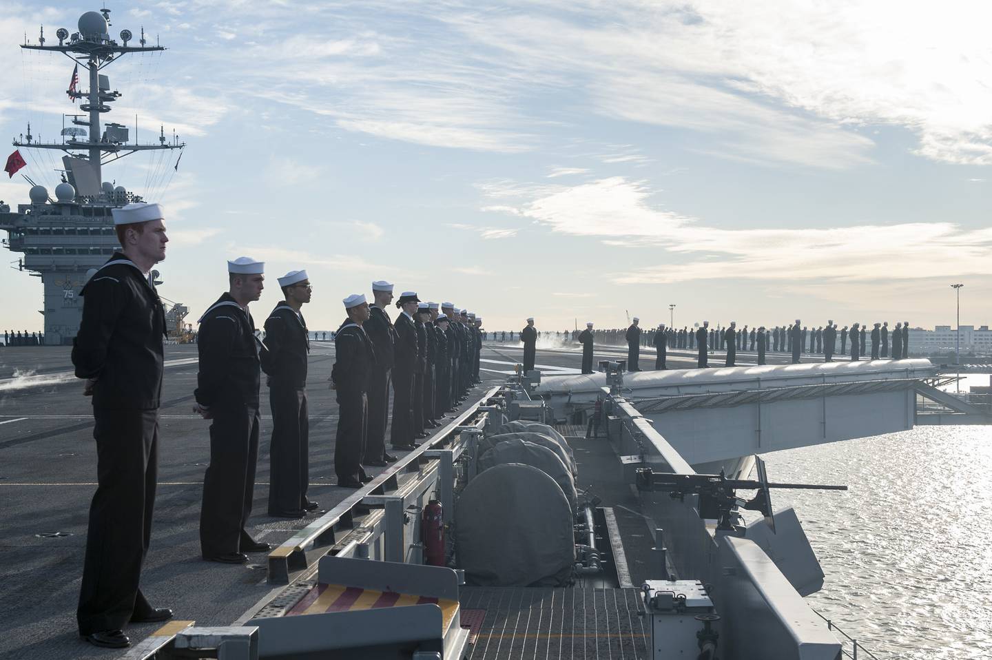 Navy personnel boss eyes big changes to bonuses, advancement