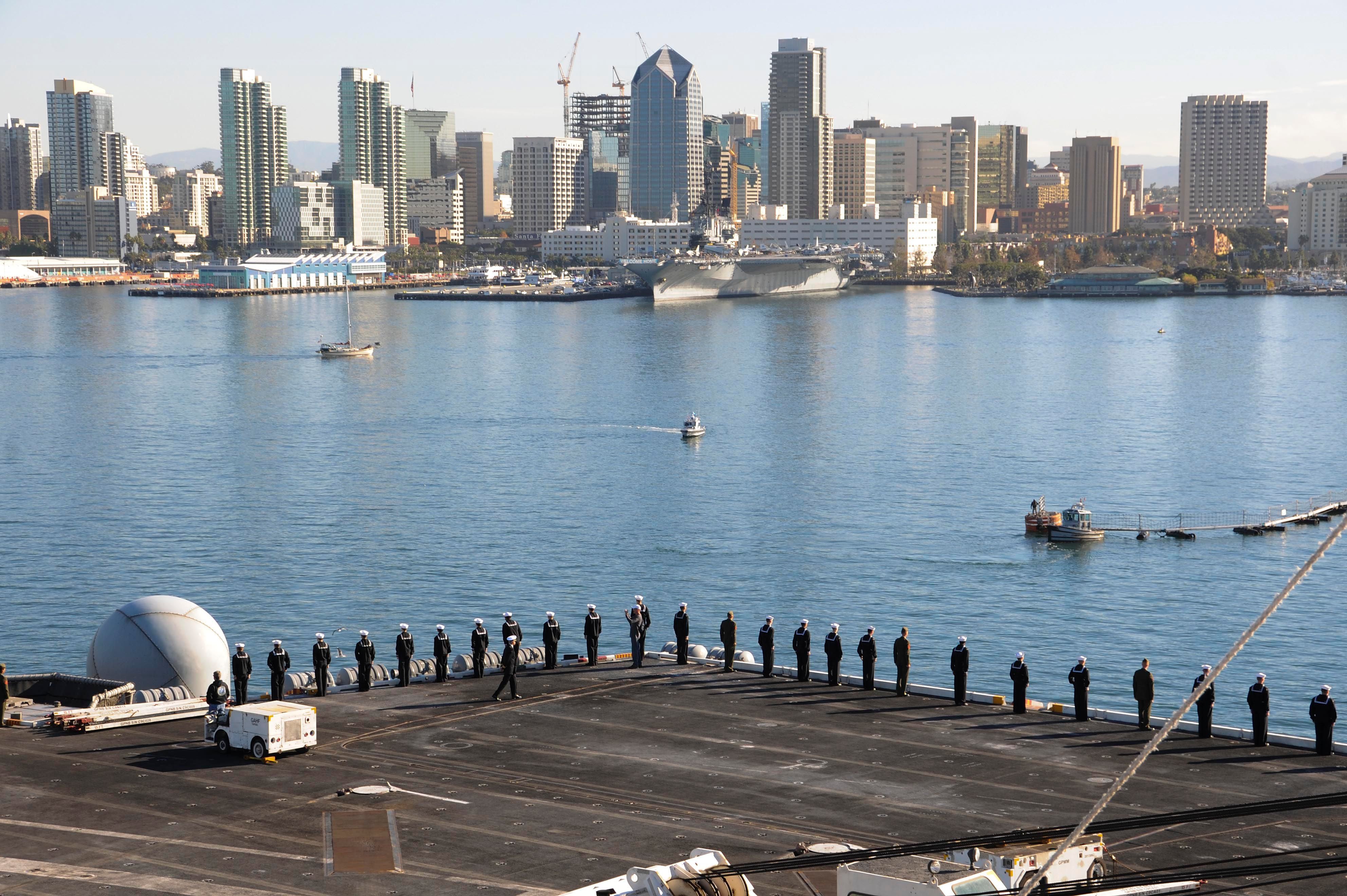 USS Lake Erie Returns Home from Indo-Pacific Deployment > U.S. Indo-Pacific  Command > 2015