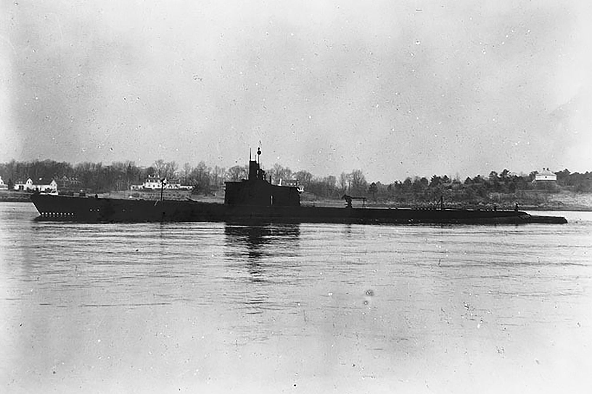 USS Grenadier (SS-210)