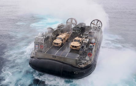 A landing craft, air cushion transits ashore Aug. 8, 2020, after departing amphibious assault ship USS Makin Island (LHD 8) in the Pacific Ocean.