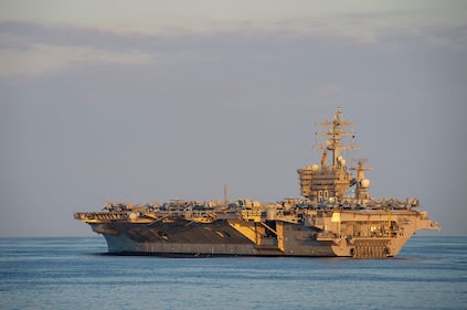 USS Dwight D. Eisenhower (CVN 69)